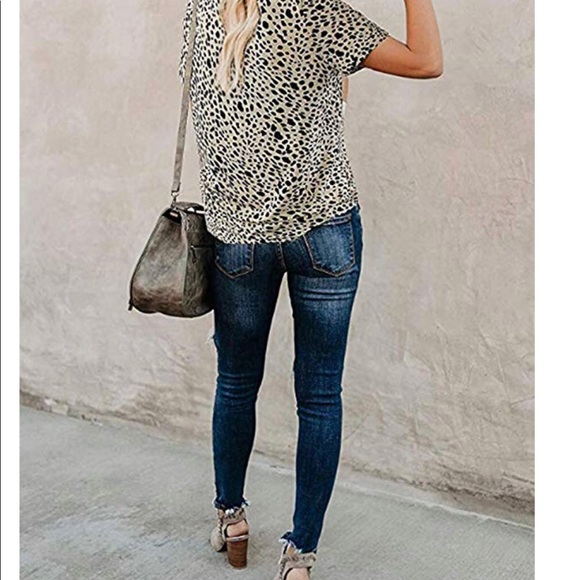 Leopard print short sleeve top - Picture 2 of 5